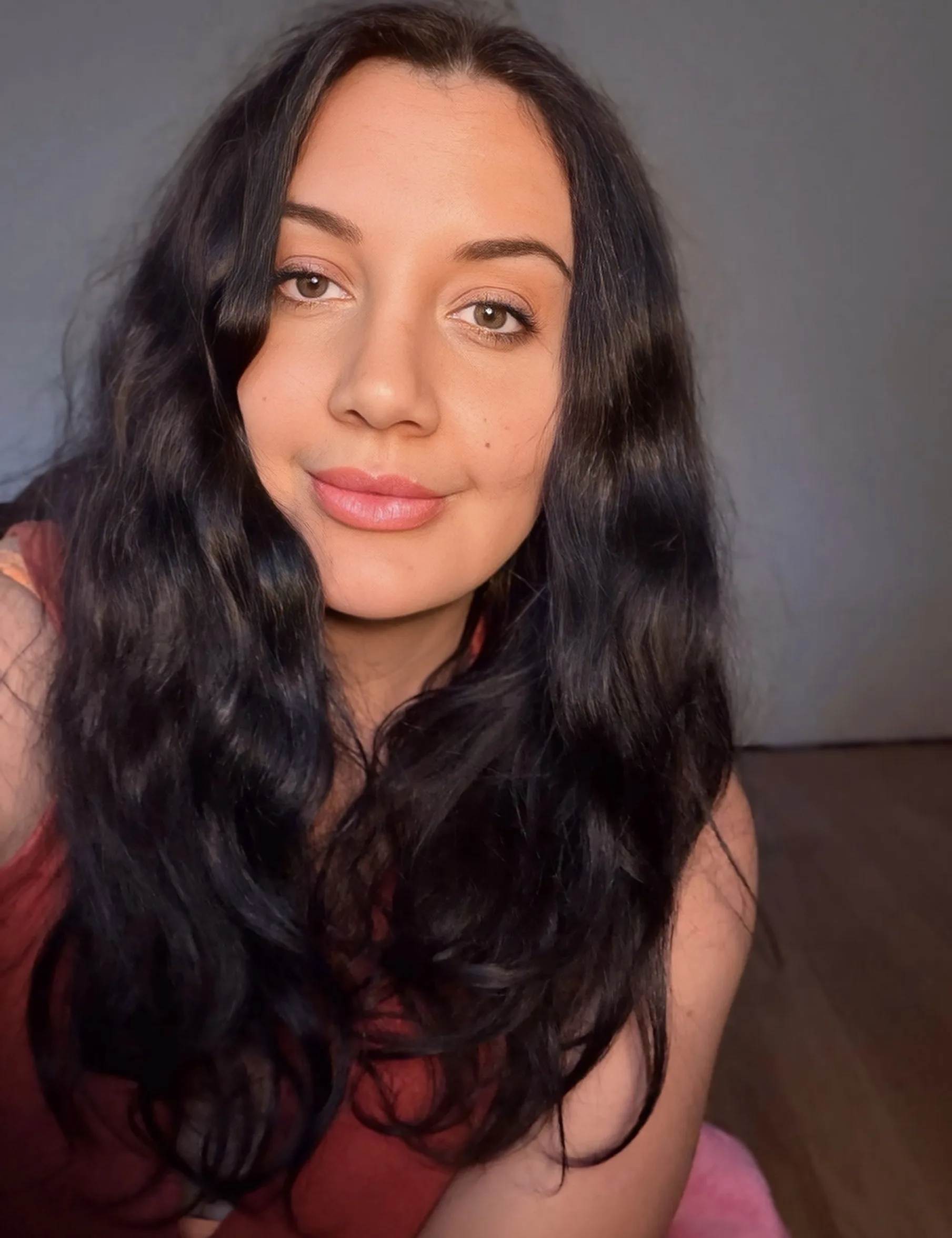 Image of woman with brown hair