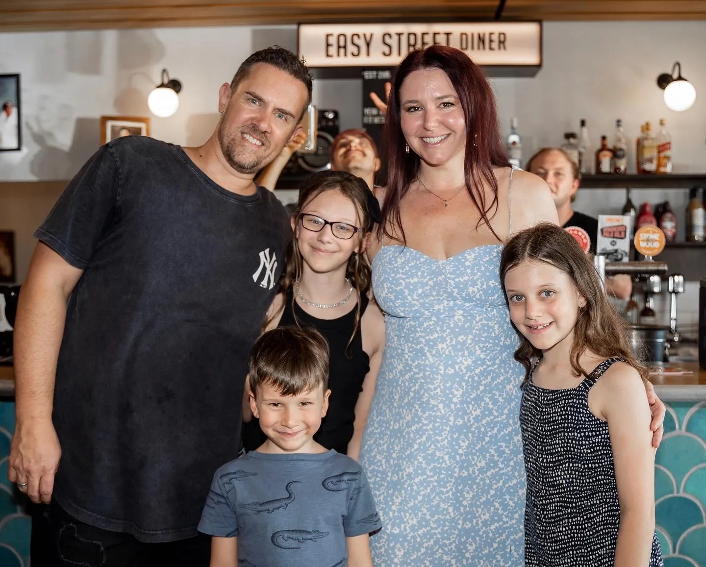 Image of family of five