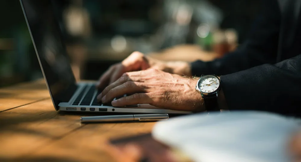 Online scammers abuse people's trust