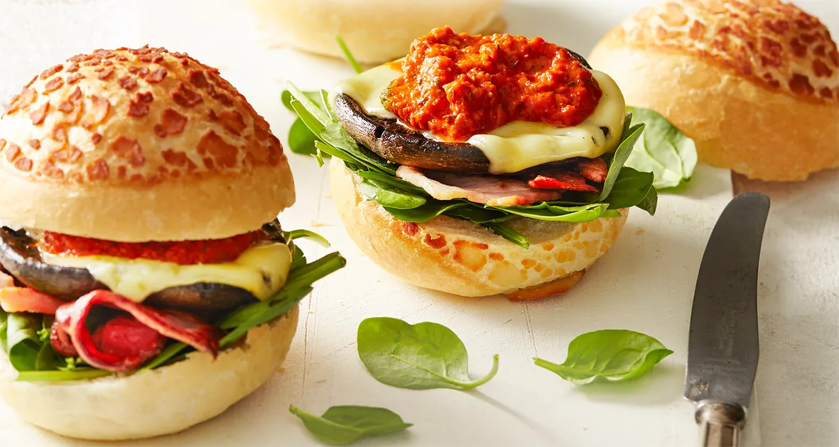 Mushroom, bacon & Swiss cheese burger Recipe | that's life!