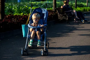 Mum’s genius $2 pram hack has the Internet cheering