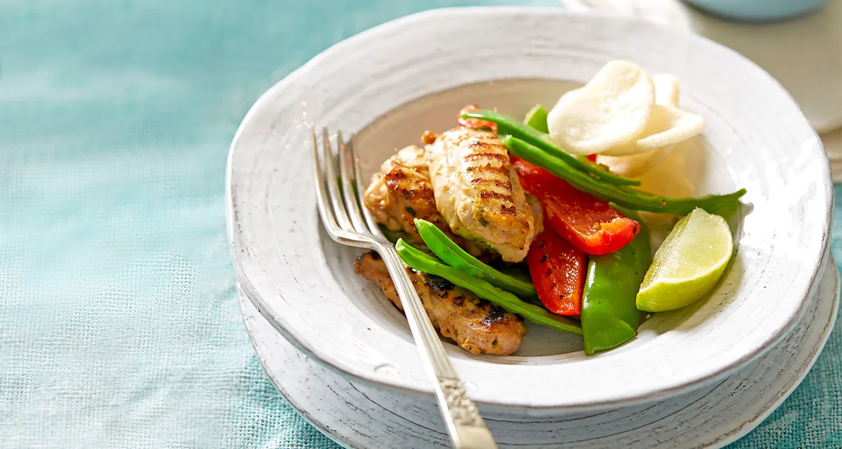 Thai chicken with shrimp chips Recipe | that's life!