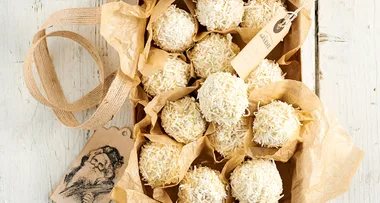 Pineapple & Malibu rum balls