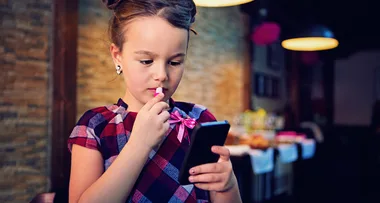Dad calls out daughter’s school for absurd gender division