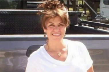 Woman dies from flesh eating bug after eating oysters