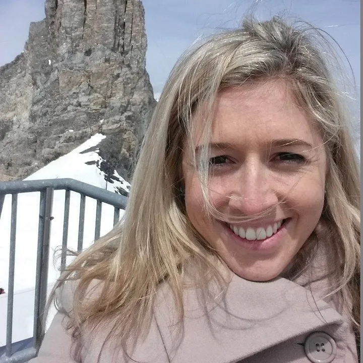 Holly died at the age of 27 - her letter went viral after her death