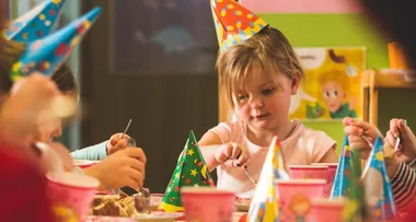 Mum charges kids to come to 5-year-old twins’ birthday party