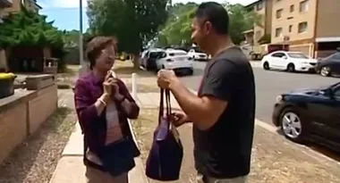 Kind man returns missing cash to widower