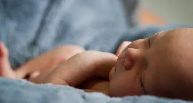 Woman gives birth on emergency room floor