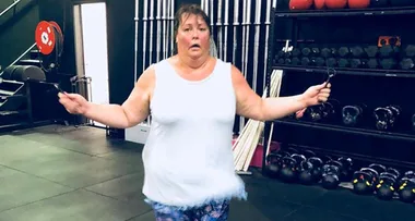 Inspiring photo of 100kg mum sparks outpouring of support