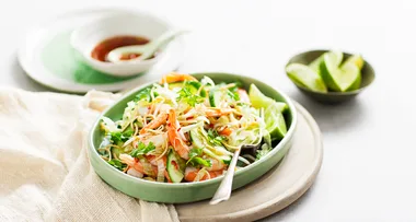 Crunchy prawn salad