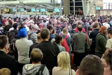 Chaos at Sydney Airport after ‘computer glitch’