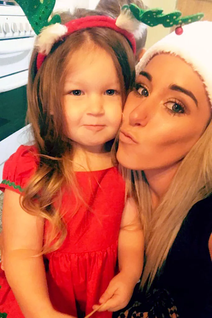 scarlett and mum