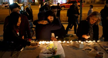 10 confirmed dead after van hits pedestrians in Toronto