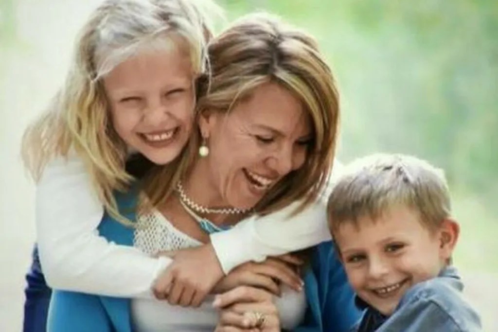Jennifer with her two children