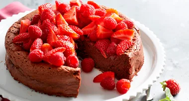 Flourless rich chocolate cake