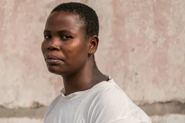 Woman has 16 KILO tumour removed from her back