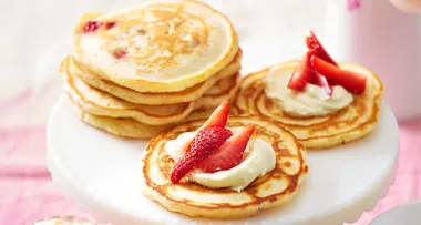 Strawberry pikelets