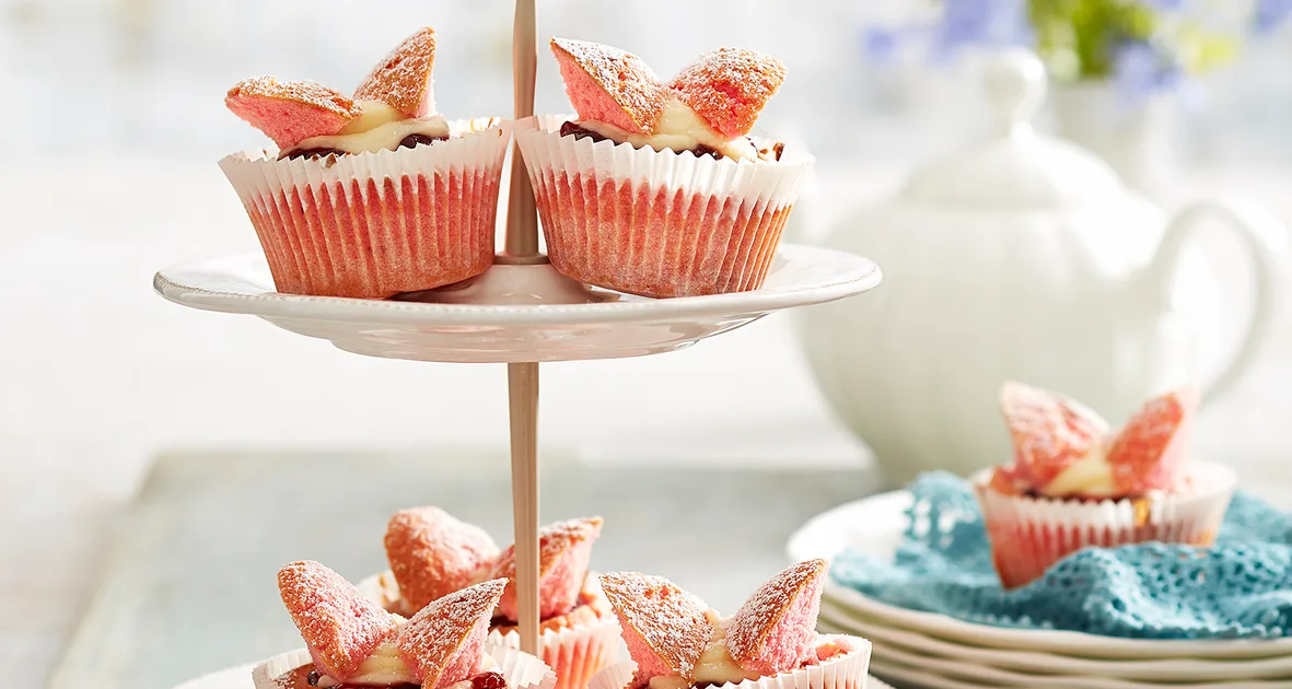 Pink sparkling butterfly cakes Recipe | that's life!