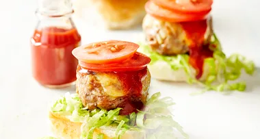 Mini cheeseburgers