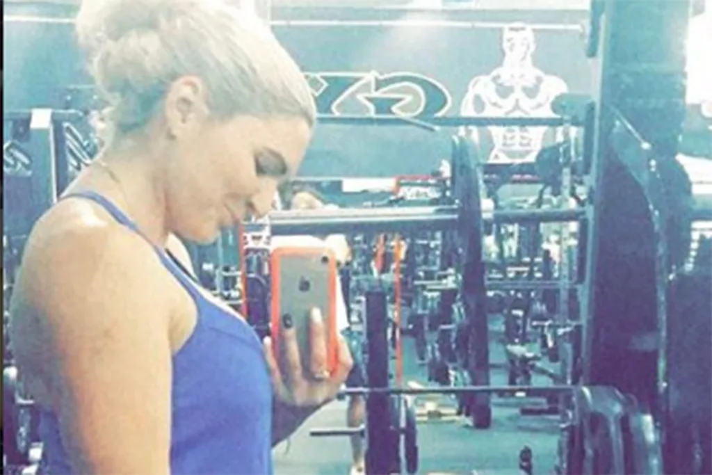 gym selfie