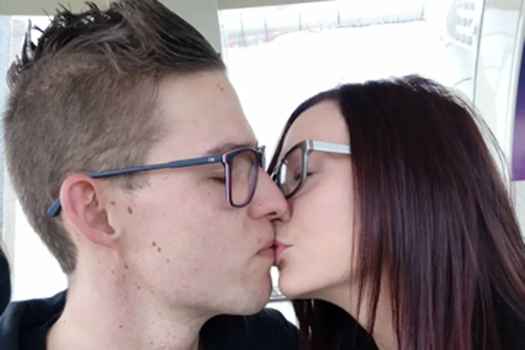 kiss