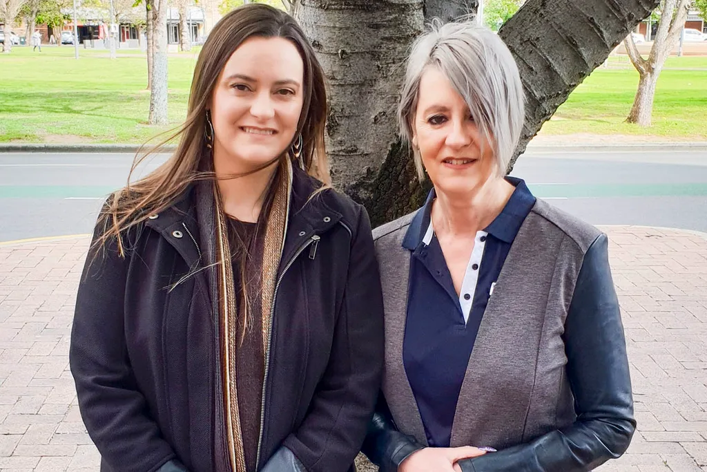 mum and daughter photo