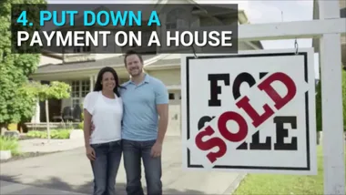 Fewer People Are Proposing With Wedding Rings – Here’s What They Use Instead