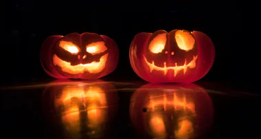 Aussie child leaves neighbour demanding note over lack of Halloween candy