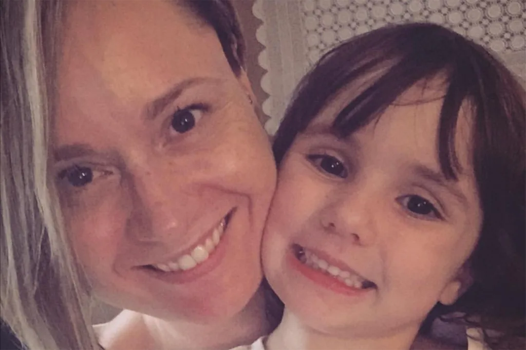 mum and daughter