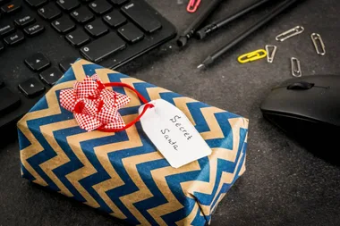 Woman finds out price of her Secret Santa gift and demands a more expensive one!
