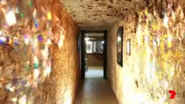 Instant Hotel – Cave of Wonders