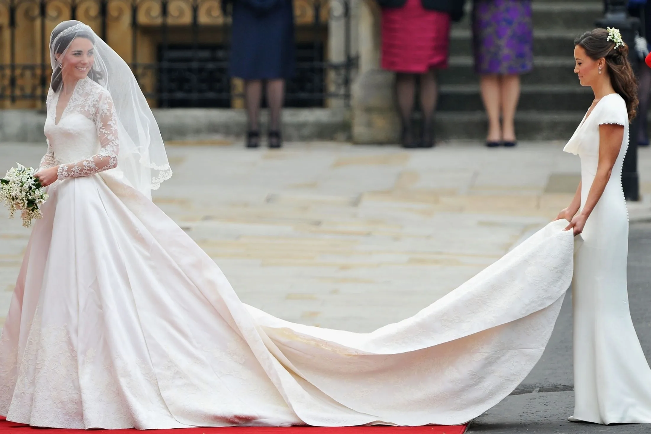 pippa middleton in bridesmaid dress Why is Pippa Middleton's Bridesmaid Dress so Popular?