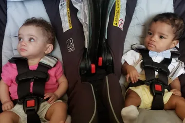 Mum shocked to give birth to twins with COMPLETELY different skin colours
