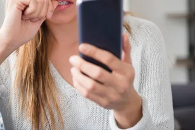 Woman looks at boyfriend’s emails for clues he might propose – but what she finds is HORRIFYING