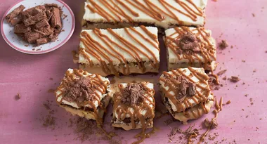 Caramel lush slice