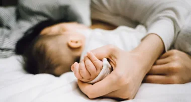 Mum shares heartbreaking warning after baby girl dies from co-sleeping