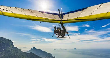 Man dies in hang gliding accident on NSW coast