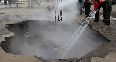 Two men ‘boiled alive’ after their car falls into a sinkhole