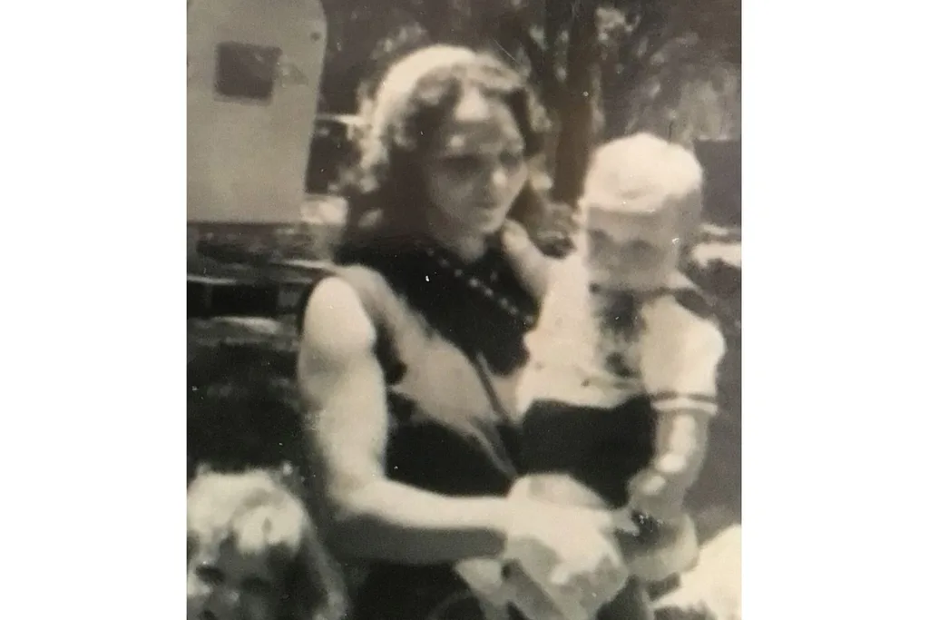 Lynne Wray's mum Elizabeth Pullen