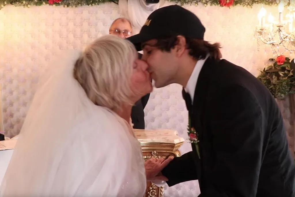Lorraine and David were married in Las Vegas.
