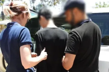 Student arrested for allegedly trying to bring CHILD SEX DOLL into Australia
