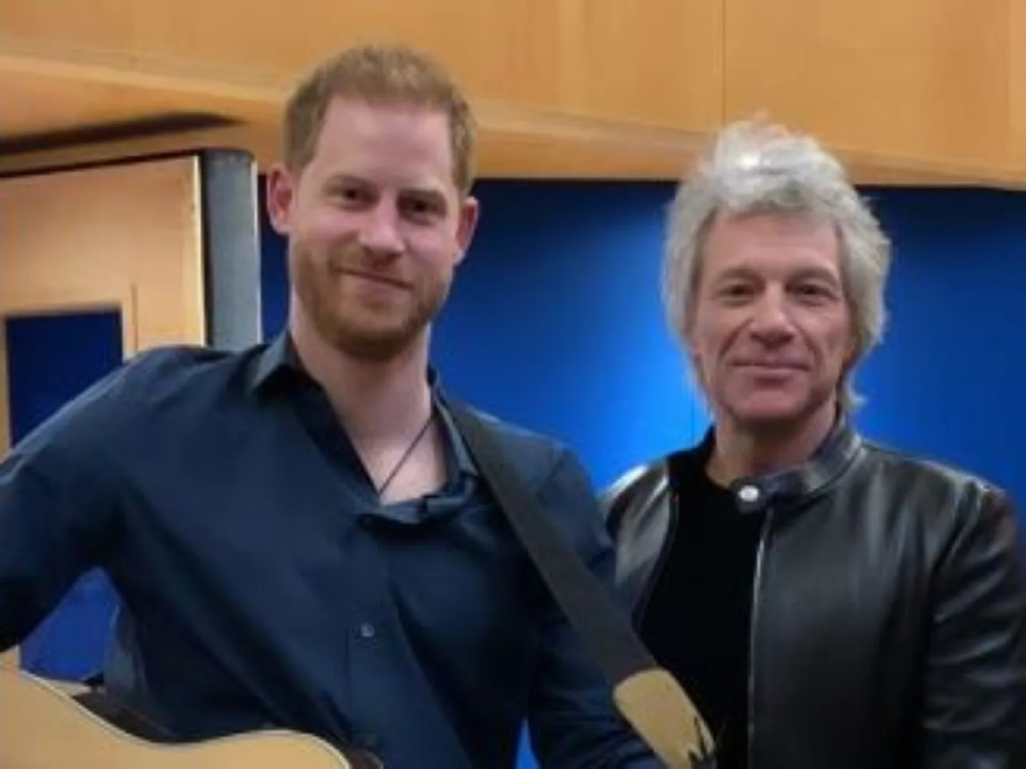 Prince Harry sings with Jon Bon Jovi