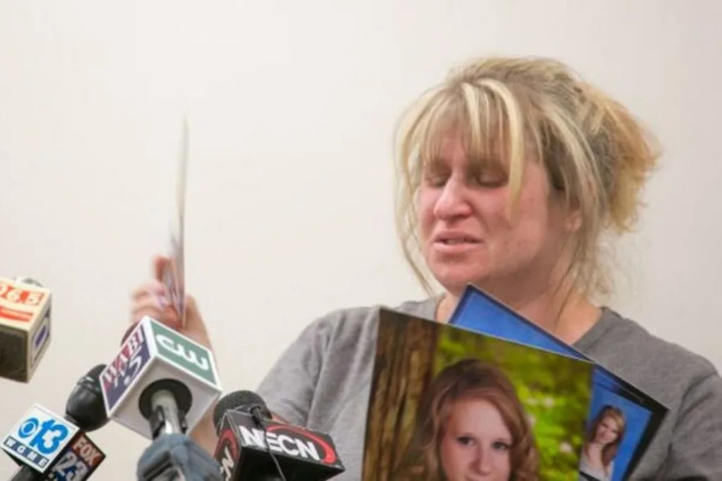 Nichole's mother appealed for information.