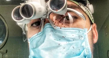 Plastic surgeon posts photo of unconscious patients online