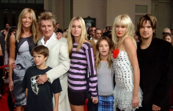 How many children does Rod Stewart have? Their names, ages and mums