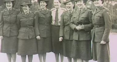 Anzac Heroes: The Garage Girls