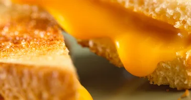Husband attacks wife because toastie has too much cheese – gets arrested