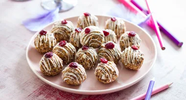 No Bake Honey & Oat Energy Balls