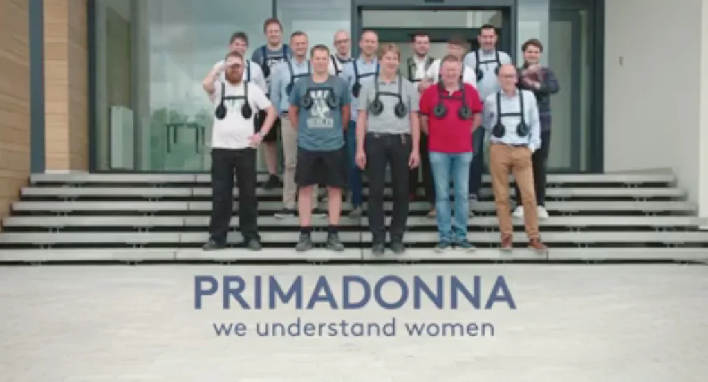 The men working at PrimaDonna with their weights